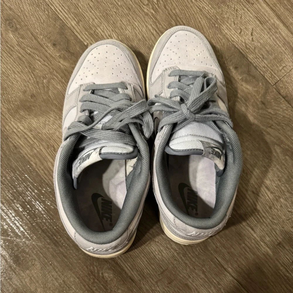 Nike Dunks - Picture 2 of 3